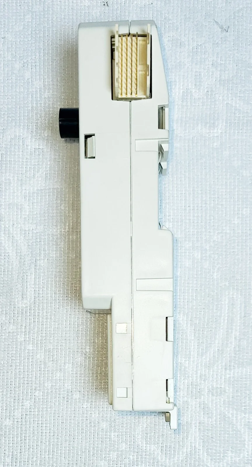 ABB TB815 Interconnection Unit 3BSE013204R1 – front view