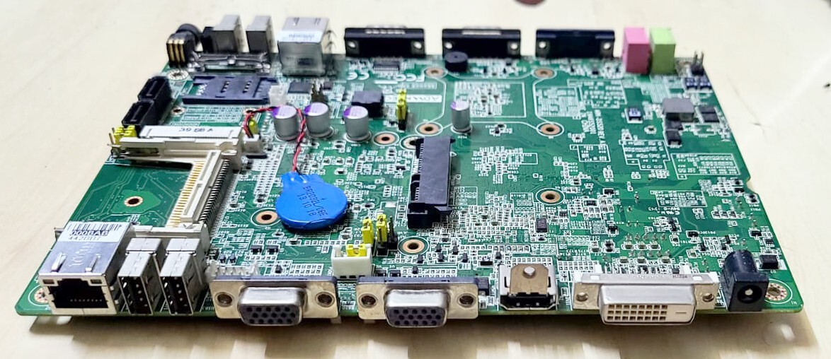 ADVANTECH ARK-DS520 REV. A1