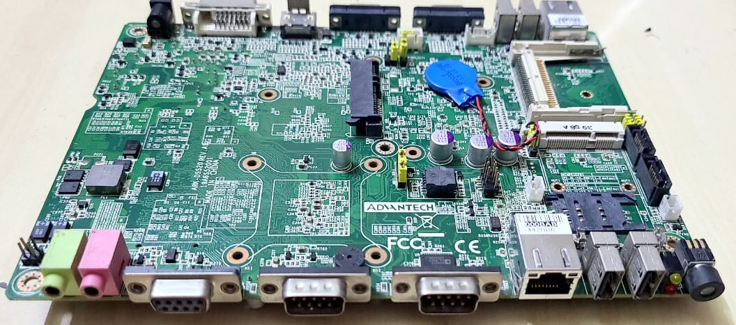ADVANTECH ARK-DS520 REV. A1