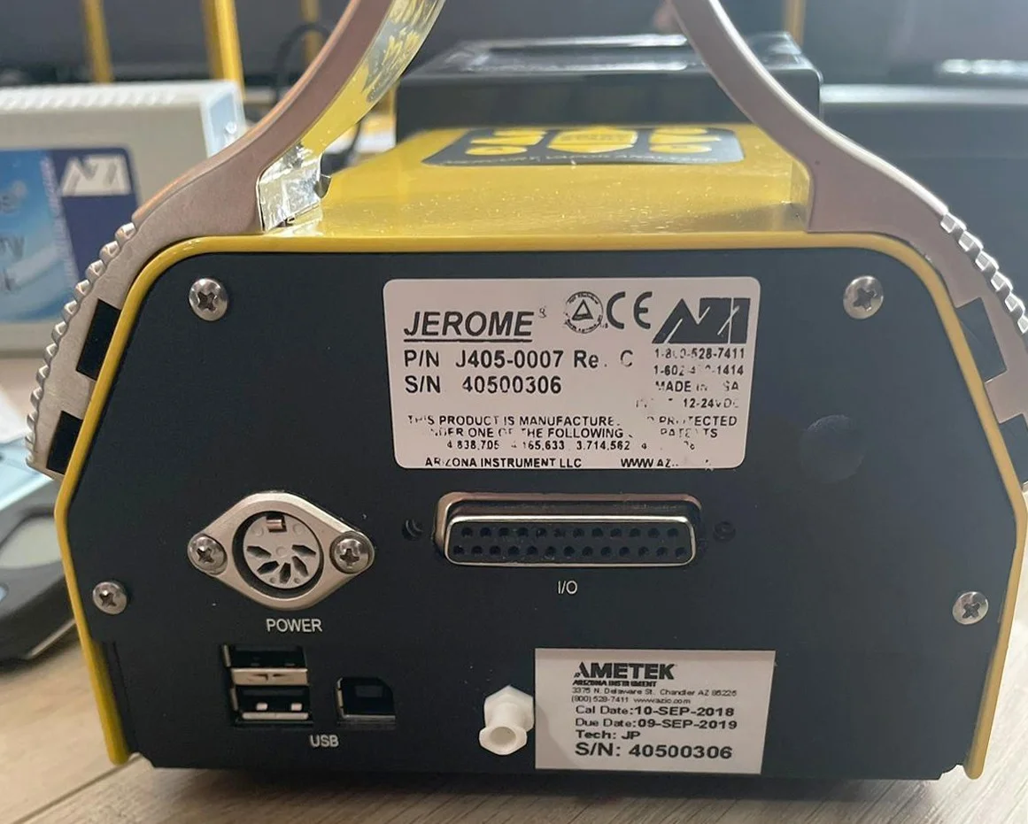 AMETEK Jerome J405 Quecksilberdampf-Analysator – Vorderansicht