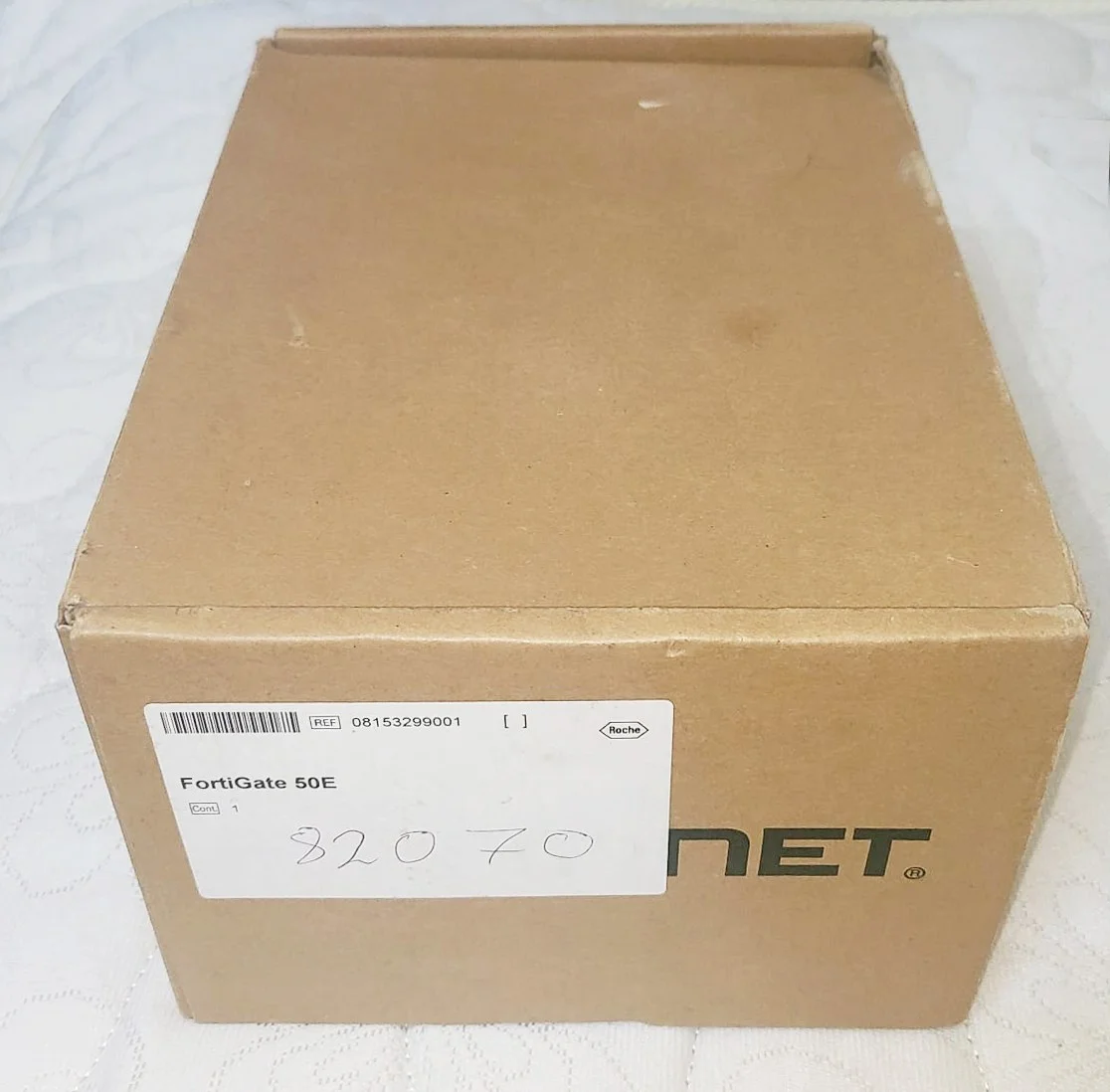 Fortinet FortiGate 50E Netzwerk-Sicherheitsfirewall P17464-03-03 – Vorderansicht