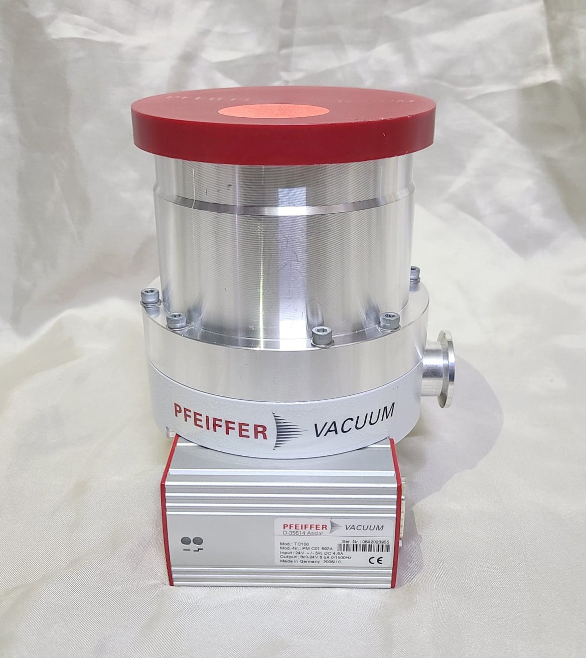 PFEIFFER Vacuum TMH-262 | D-35614 Asslar TC100 Controller