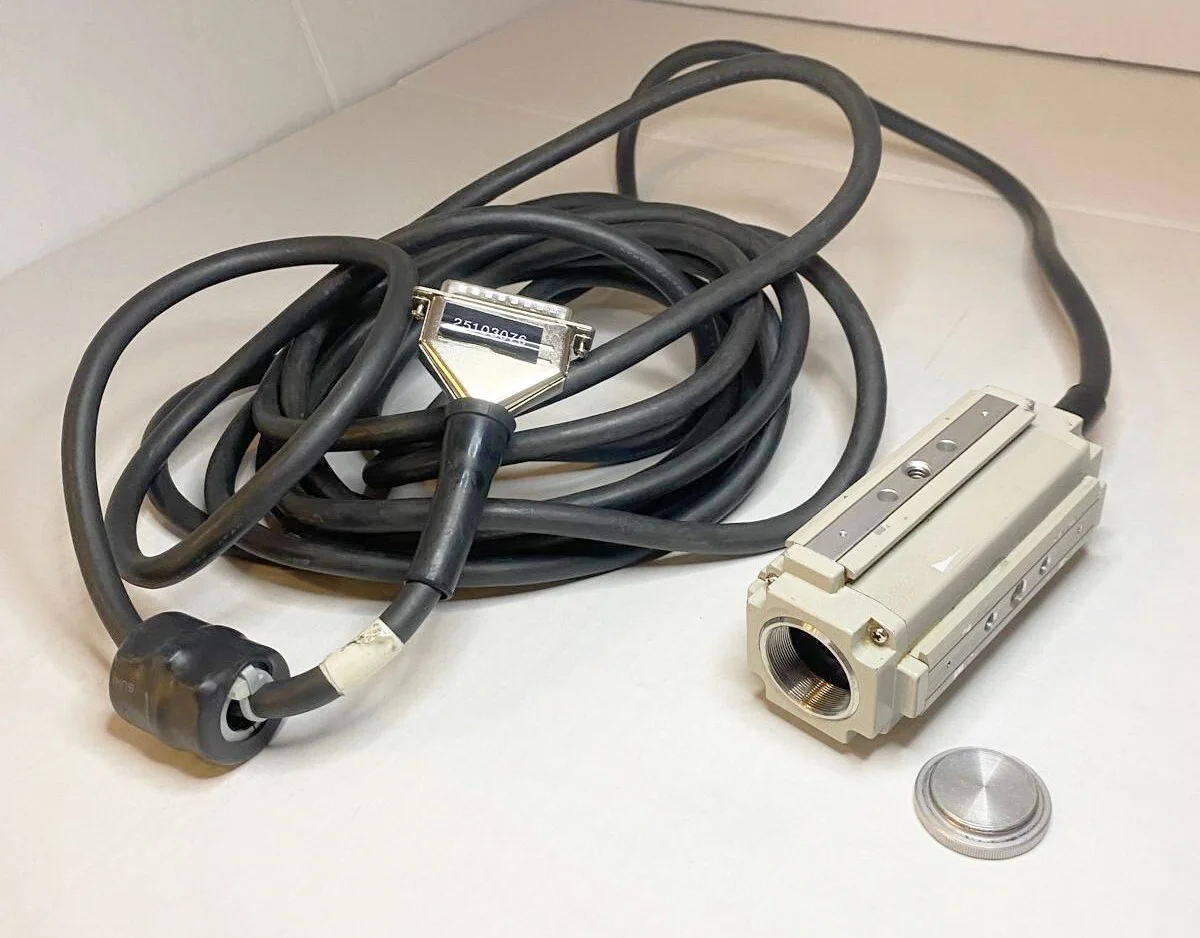 Photron FASTCAM PCI R2 Hochgeschwindigkeitskamera – Vorderansicht