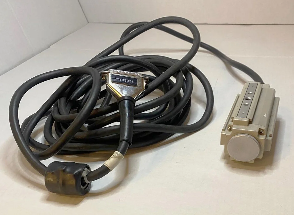 Photron FASTCAM PCI R2 Hochgeschwindigkeitskamera – Vorderansicht