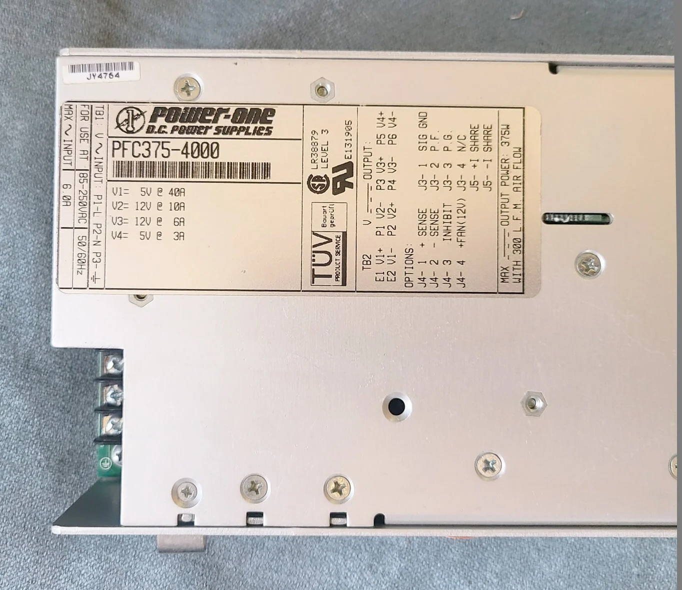 Power One PFC375-4000 Netzteil – Vorderansicht