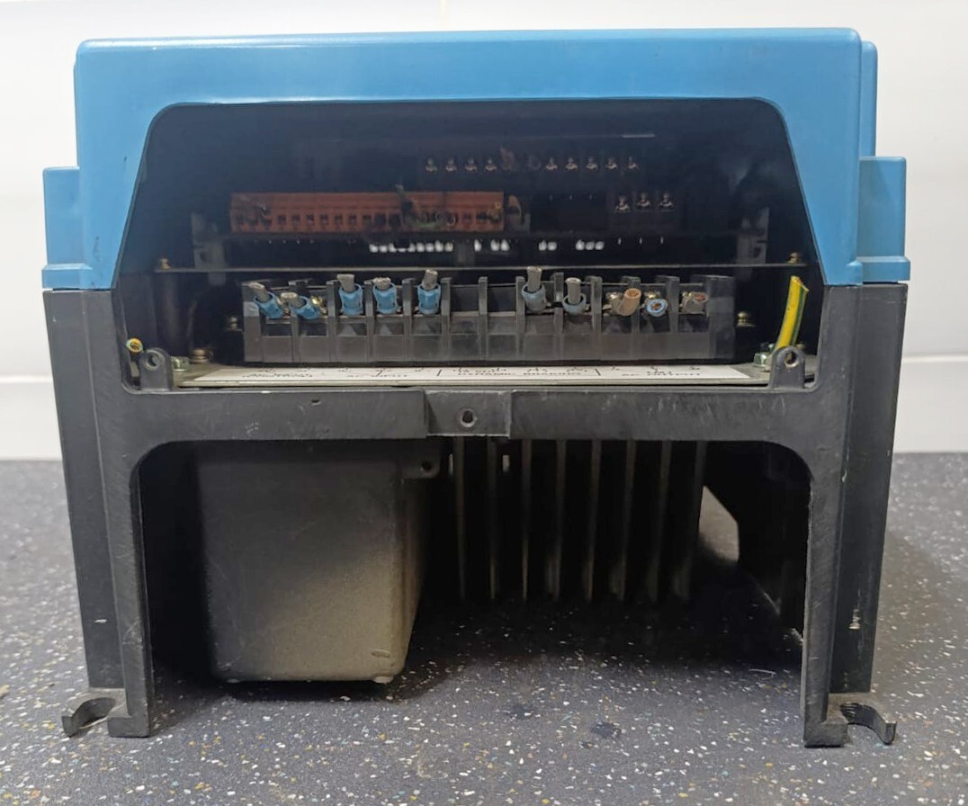 RELIANCE ELECTRIC INVERTRON GMI AC/AC CONVERTER GMI-S09 762.21.30 GMIS09 7622130