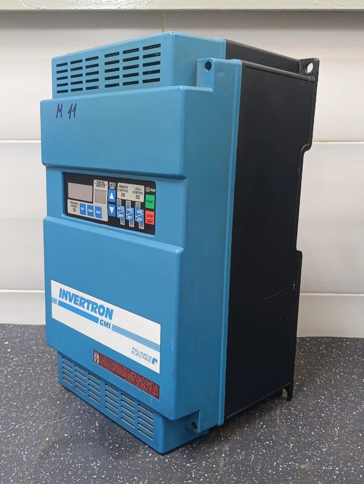 RELIANCE ELECTRIC INVERTRON GMI AC/AC CONVERTER GMI-S13 762.21.40 GMIS13 7622140