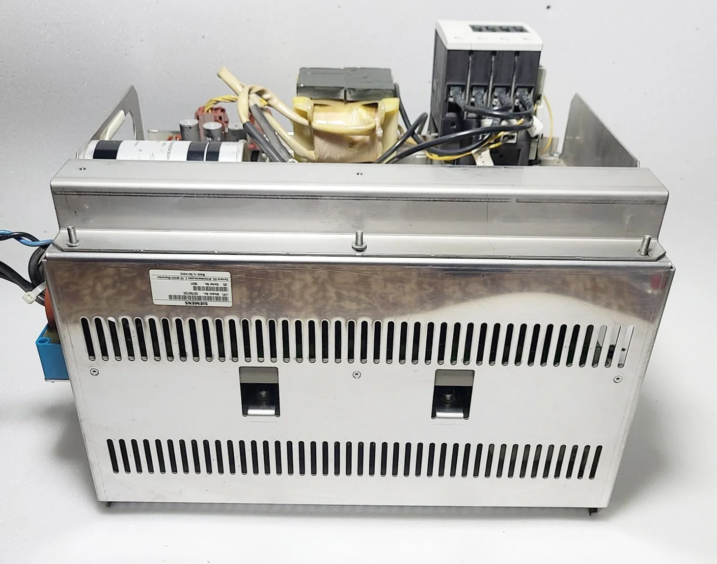 Siemens X2169 D110 E1 05759720 3773897 Module – Vorderansicht