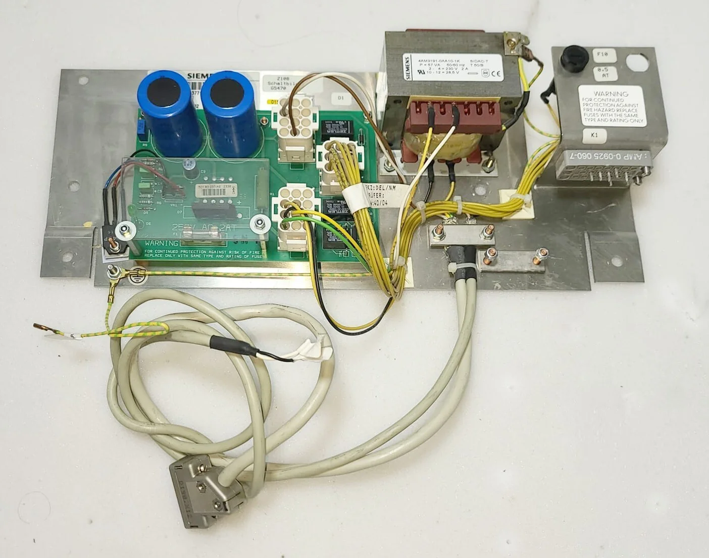 Siemens Z108 03771008 Industrial Netzteil 501 83 037/AE – Vorderansicht